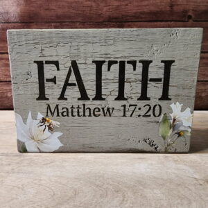 Faith Word Sitter