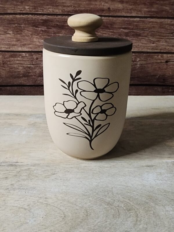 Flower (Tan)